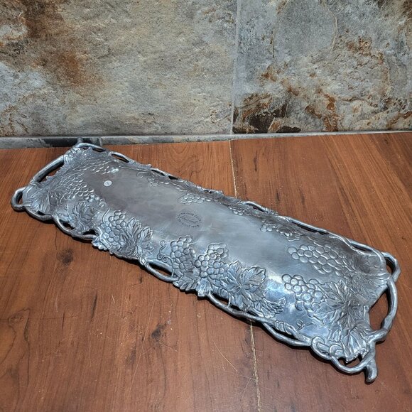 Arthur Court Cast Aluminum Repousse Grapes Rectangle Serving Platter Tray 1995 - Picture 12 of 12
